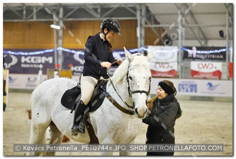 A kép az eredeti csökkentett reprezentációja