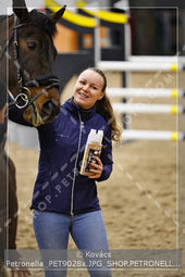 A kép az eredeti csökkentett reprezentációja