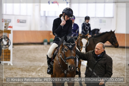 A kép az eredeti csökkentett reprezentációja