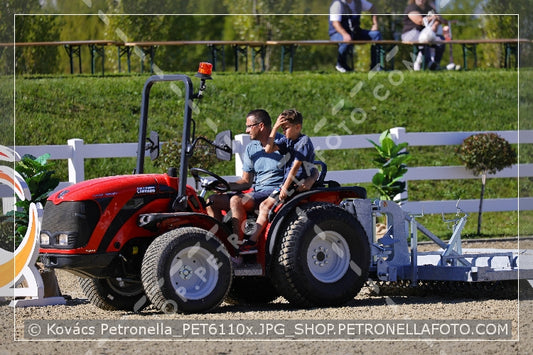 A kép az eredeti csökkentett reprezentációja