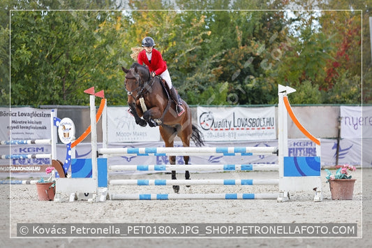 A kép az eredeti csökkentett reprezentációja