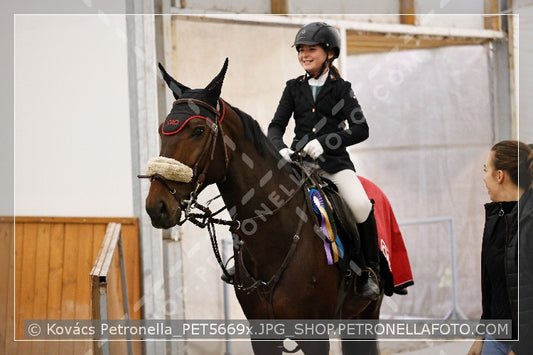 A kép az eredeti csökkentett reprezentációja
