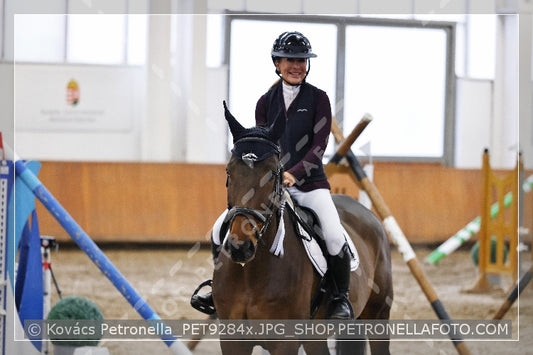 A kép az eredeti csökkentett reprezentációja