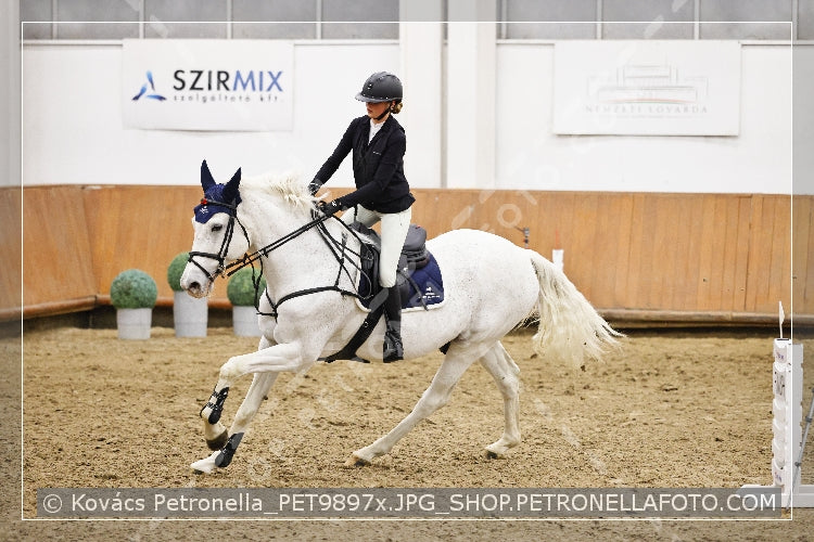 A kép az eredeti csökkentett reprezentációja