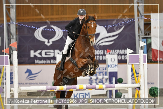 A kép az eredeti csökkentett reprezentációja