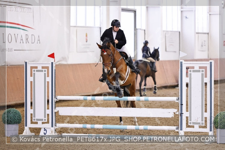 A kép az eredeti csökkentett reprezentációja