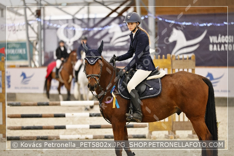 A kép az eredeti csökkentett reprezentációja