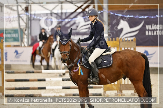 A kép az eredeti csökkentett reprezentációja
