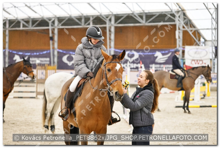 A kép az eredeti csökkentett reprezentációja
