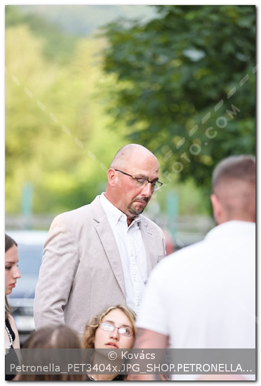A kép az eredeti csökkentett reprezentációja