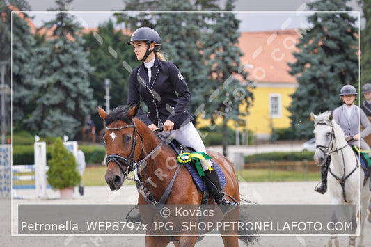A kép az eredeti csökkentett reprezentációja
