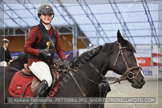 A kép az eredeti csökkentett reprezentációja