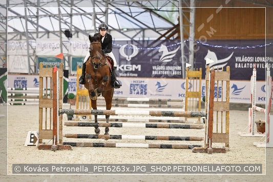 A kép az eredeti csökkentett reprezentációja