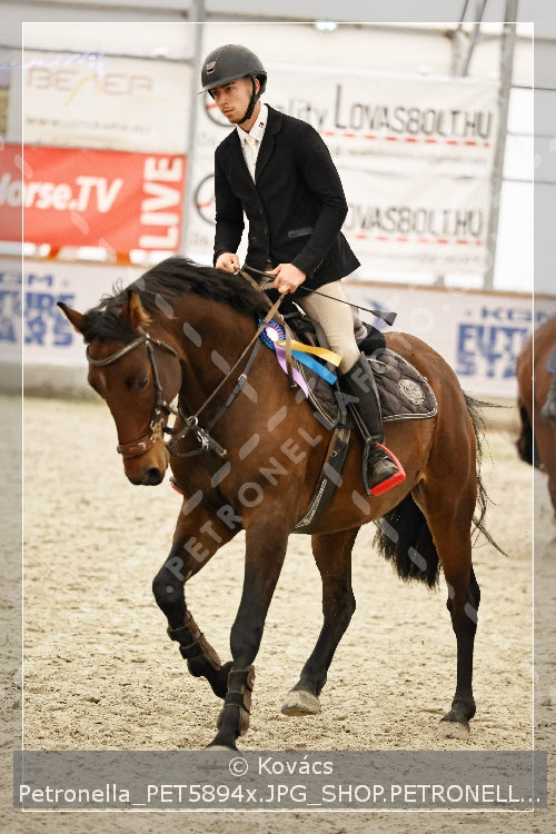 A kép az eredeti csökkentett reprezentációja