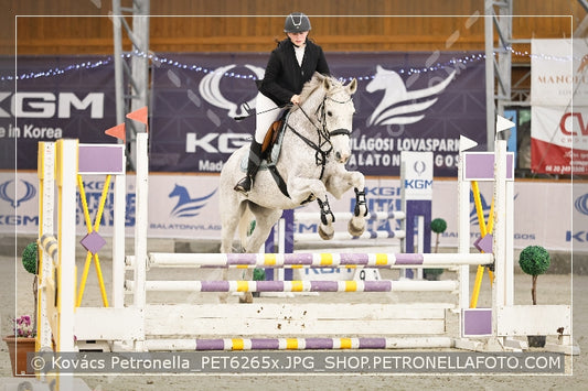 A kép az eredeti csökkentett reprezentációja