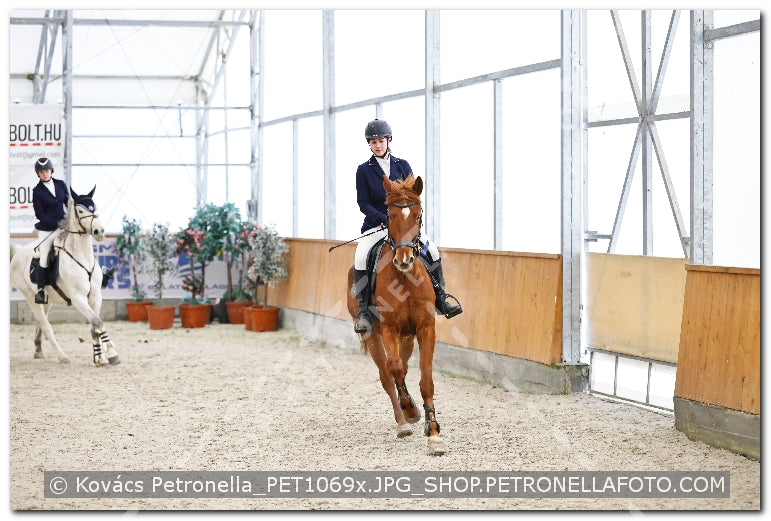 A kép az eredeti csökkentett reprezentációja