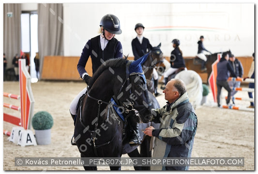 A kép az eredeti csökkentett reprezentációja