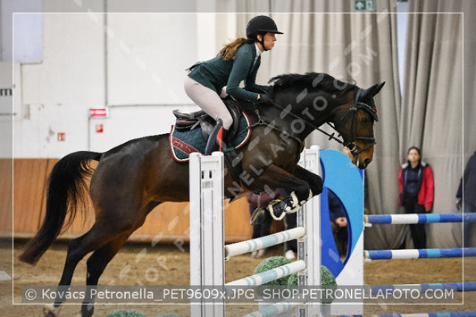 A kép az eredeti csökkentett reprezentációja