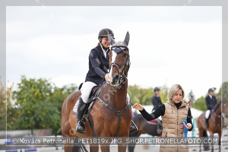 A kép az eredeti csökkentett reprezentációja