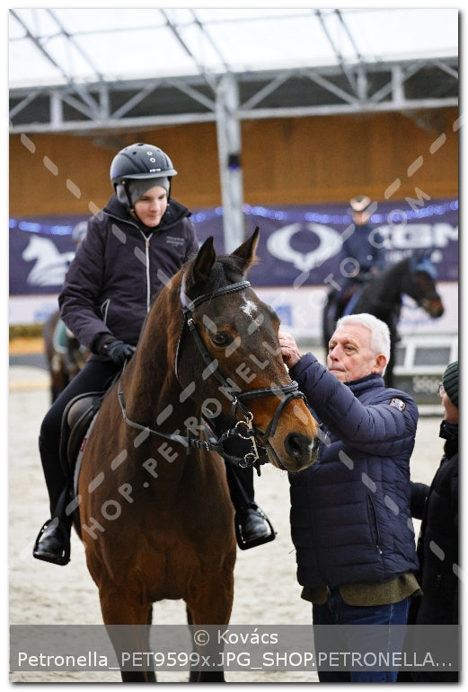 A kép az eredeti csökkentett reprezentációja