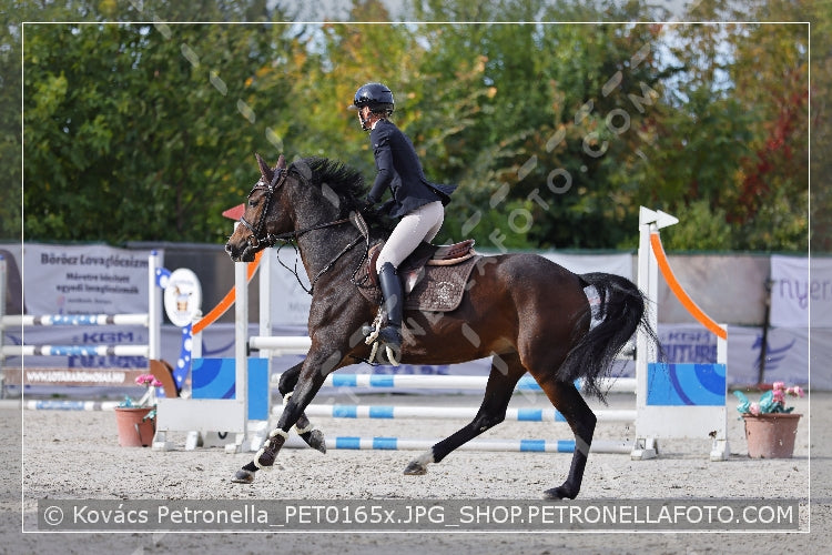 A kép az eredeti csökkentett reprezentációja