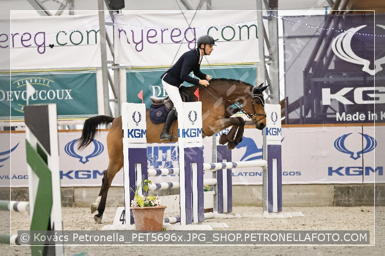 A kép az eredeti csökkentett reprezentációja