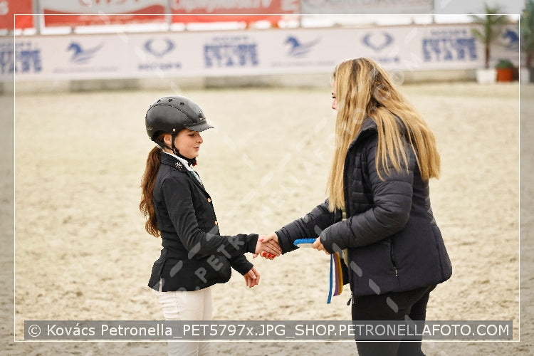 A kép az eredeti csökkentett reprezentációja