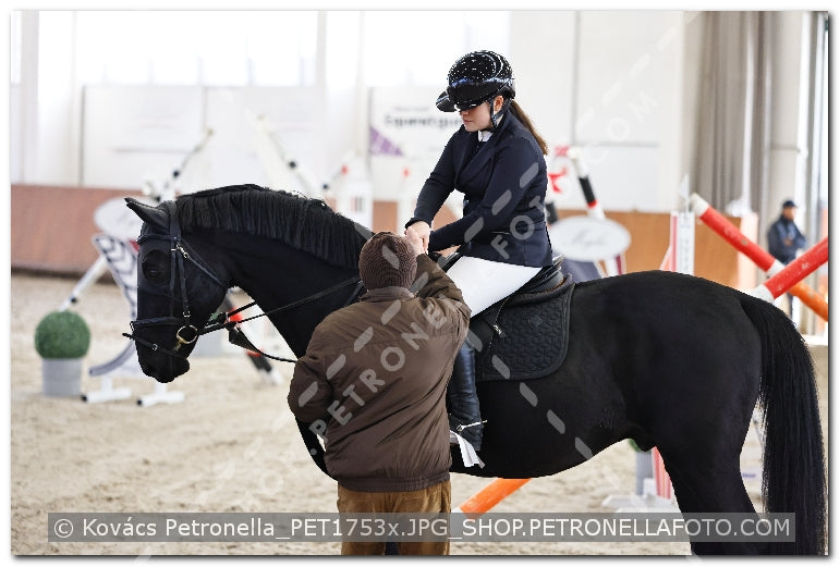 A kép az eredeti csökkentett reprezentációja