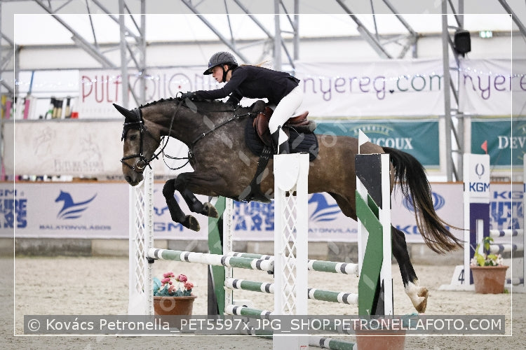 A kép az eredeti csökkentett reprezentációja