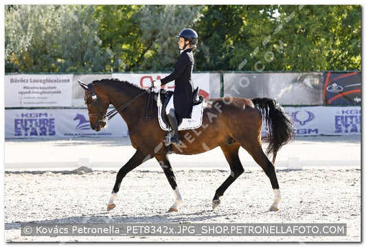 A kép az eredeti csökkentett reprezentációja