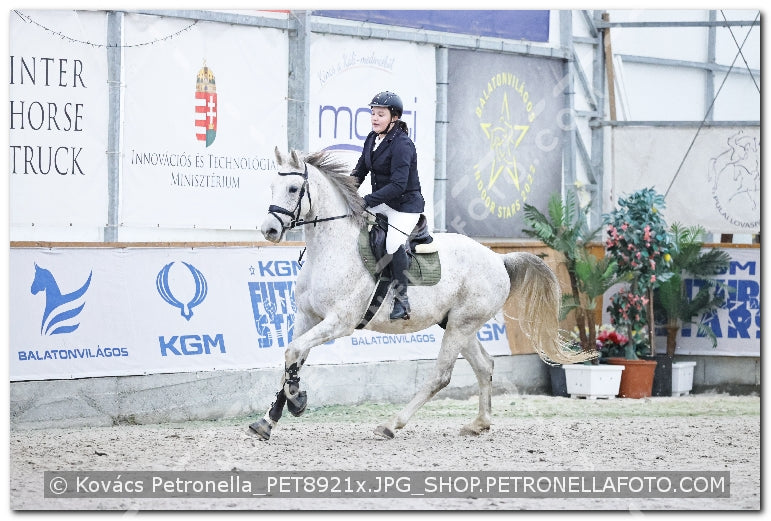 A kép az eredeti csökkentett reprezentációja