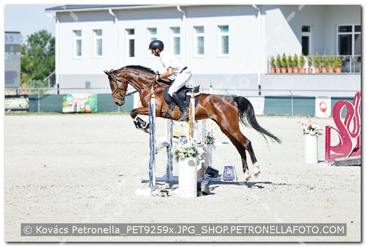 A kép az eredeti csökkentett reprezentációja