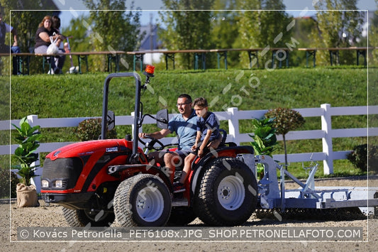 A kép az eredeti csökkentett reprezentációja