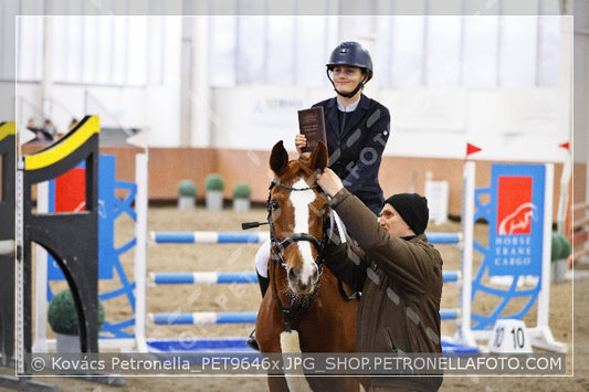 A kép az eredeti csökkentett reprezentációja