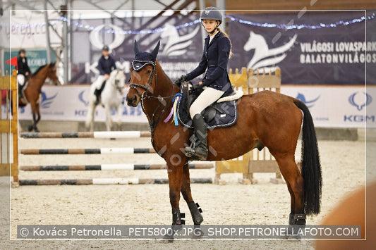 A kép az eredeti csökkentett reprezentációja