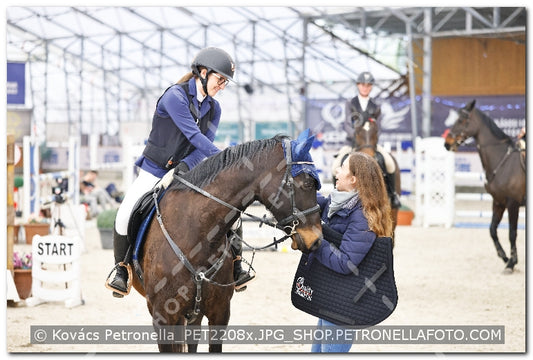A kép az eredeti csökkentett reprezentációja