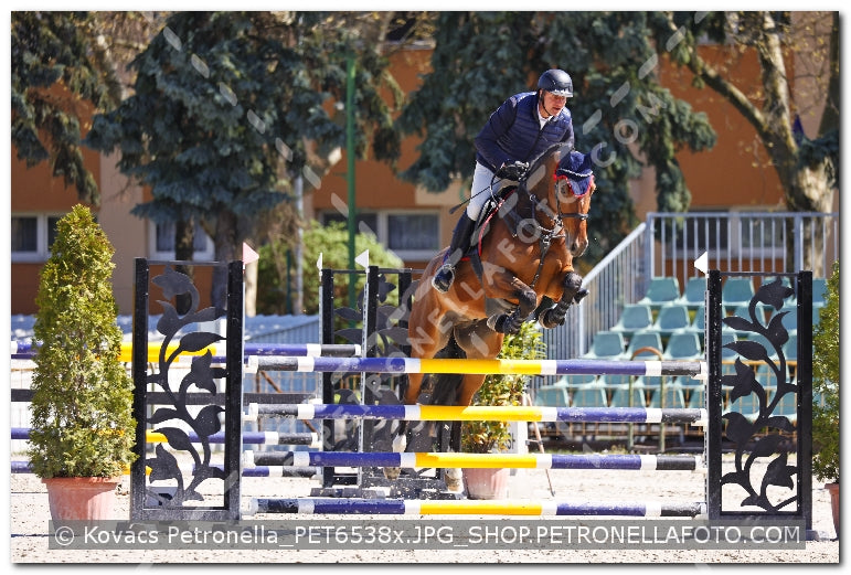 A kép az eredeti csökkentett reprezentációja