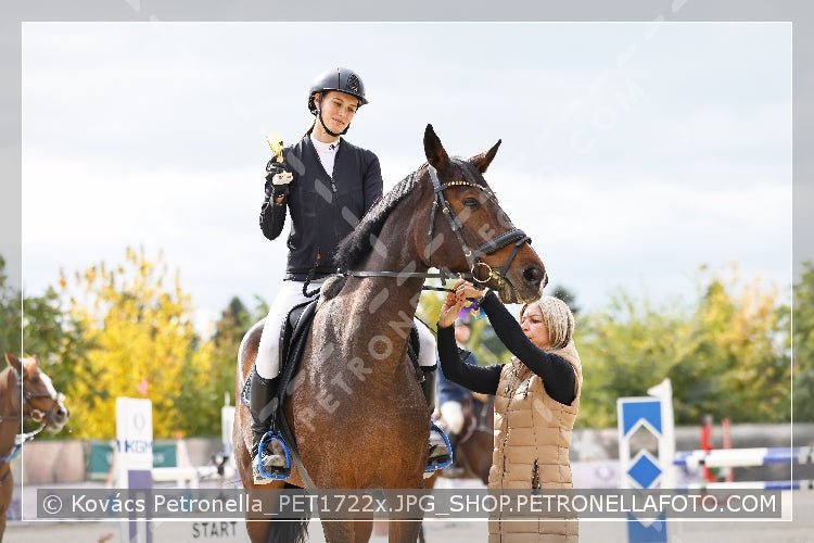 A kép az eredeti csökkentett reprezentációja