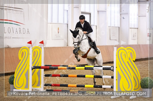 A kép az eredeti csökkentett reprezentációja