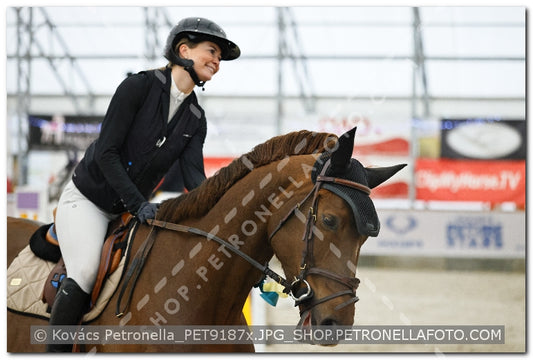 A kép az eredeti csökkentett reprezentációja