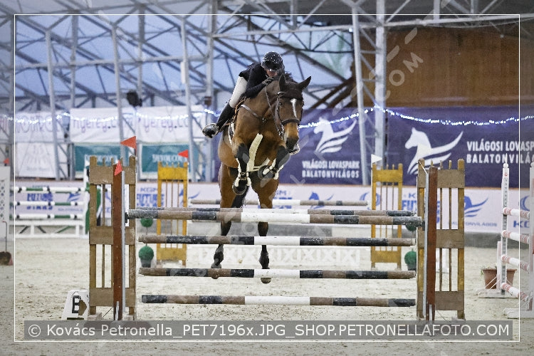 A kép az eredeti csökkentett reprezentációja