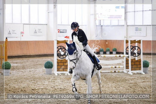 A kép az eredeti csökkentett reprezentációja