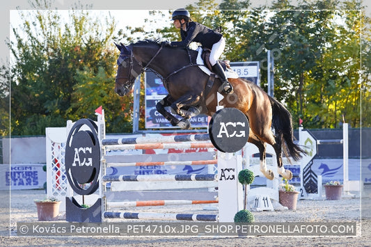A kép az eredeti csökkentett reprezentációja