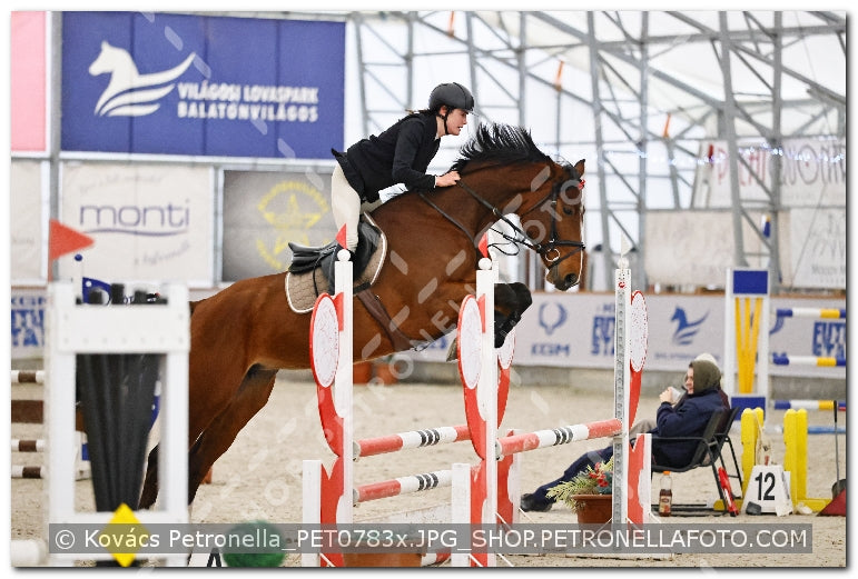 A kép az eredeti csökkentett reprezentációja