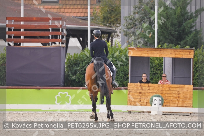 A kép az eredeti csökkentett reprezentációja