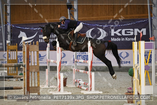 A kép az eredeti csökkentett reprezentációja