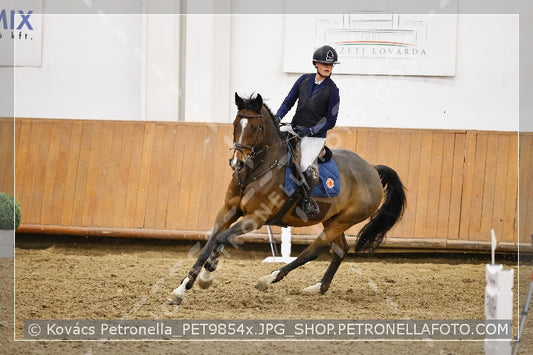 A kép az eredeti csökkentett reprezentációja