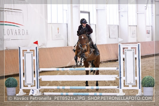 A kép az eredeti csökkentett reprezentációja