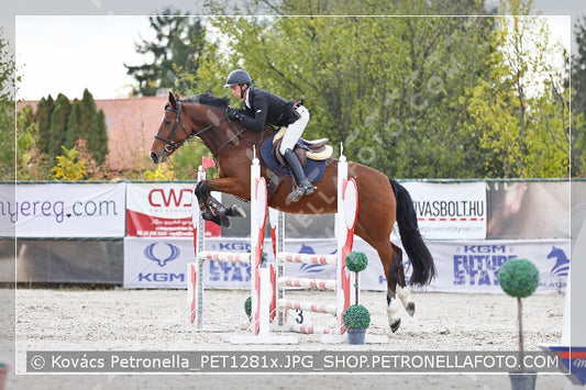 A kép az eredeti csökkentett reprezentációja