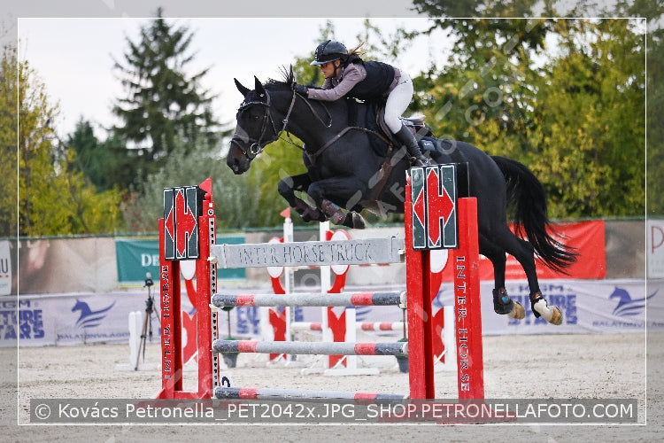 A kép az eredeti csökkentett reprezentációja